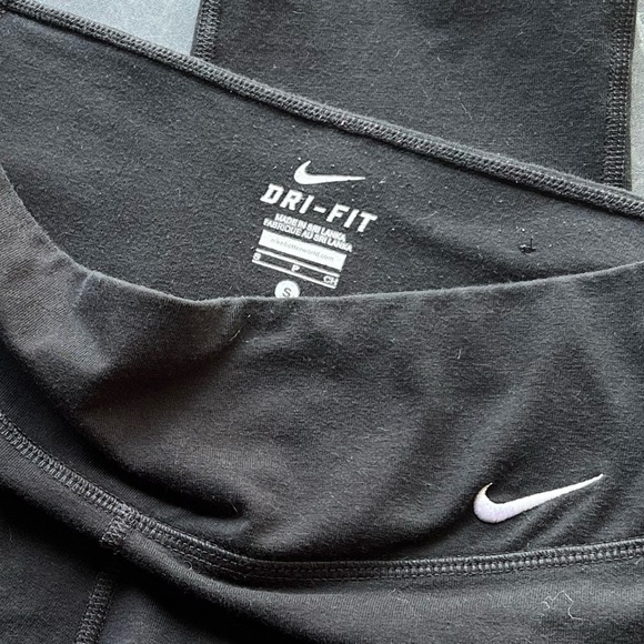 Nike Legend Slim Dri-Fit Cotton Capri Pants Legging Yoga - Picture 3 of 4